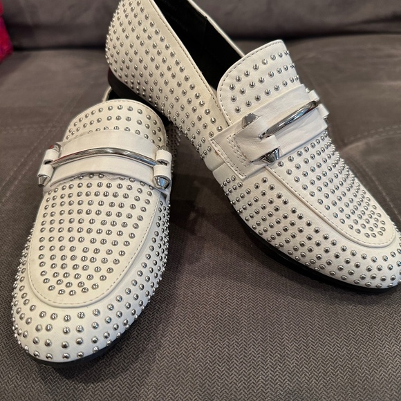 Steve Madden White Studded Leather Loafers - Picture 1 of 2